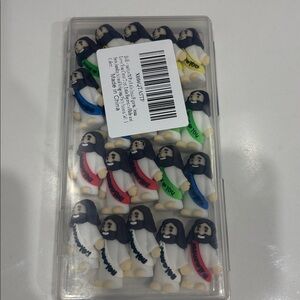 Set of 20 miniature Jesus figures in case new